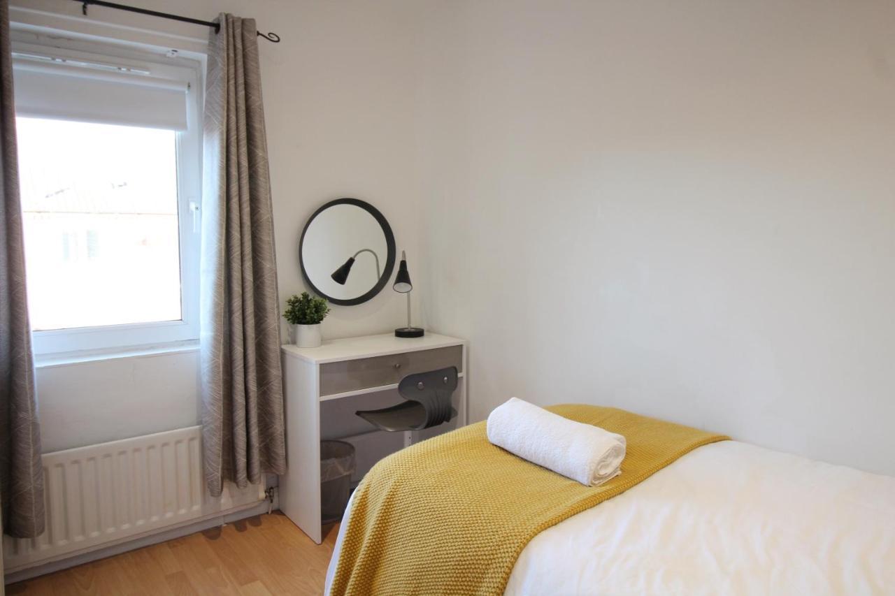 Anjore House - Modern Serviced In Apartment *